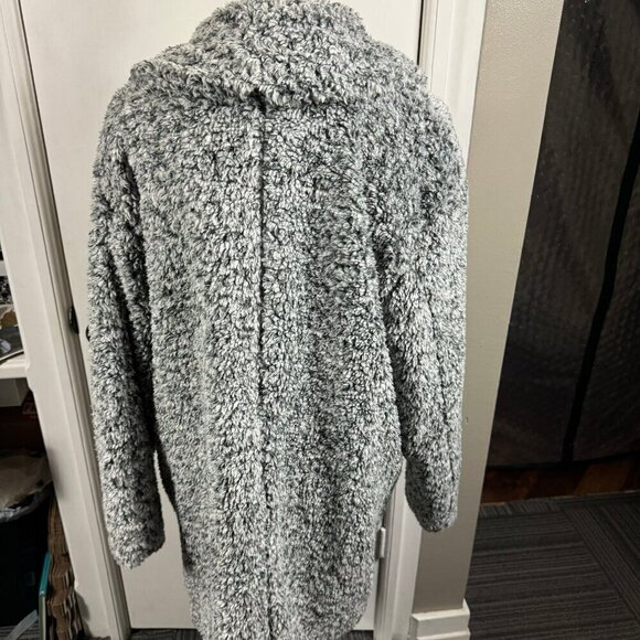 Lucky Brand gray faux fur teddy knee length warm jacket - Picture 6 of 8